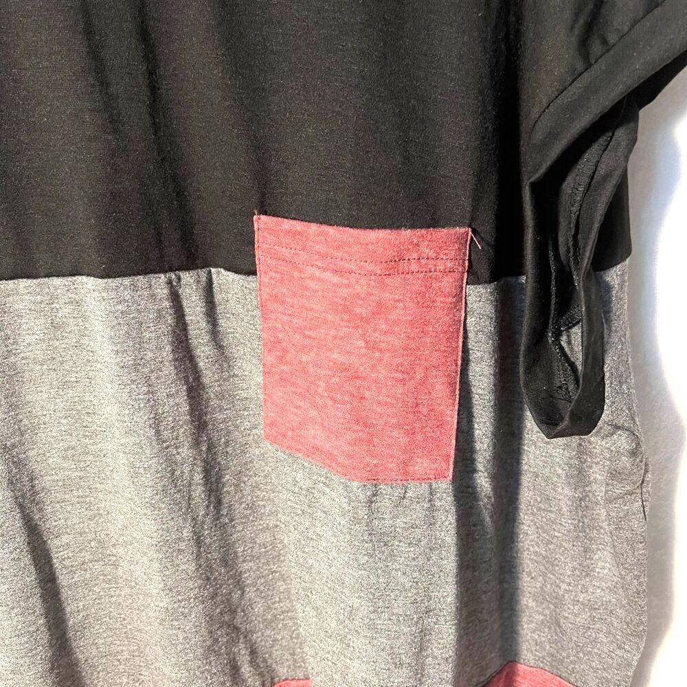 Bloomchic Womans Color Blocked T shirt - NWT - Size 18/20 - Picture 3 of 8